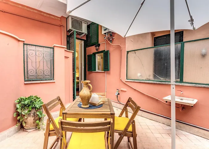 Elegant Behind The Colosseum Daire *