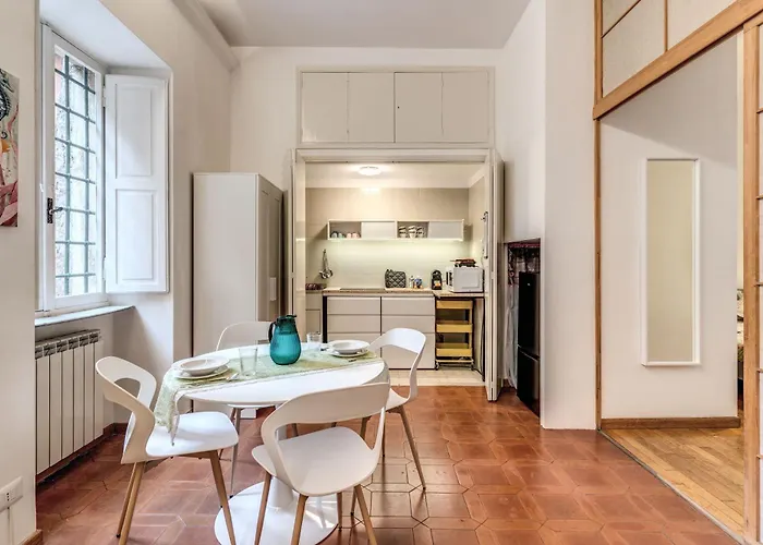 Elegant Behind The Colosseum Daire Roma