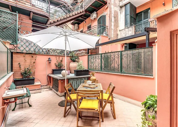 Elegant Behind The Colosseum Daire Roma