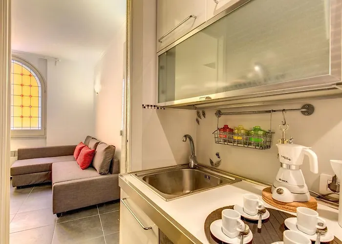 Elegant Behind The Colosseum Daire *