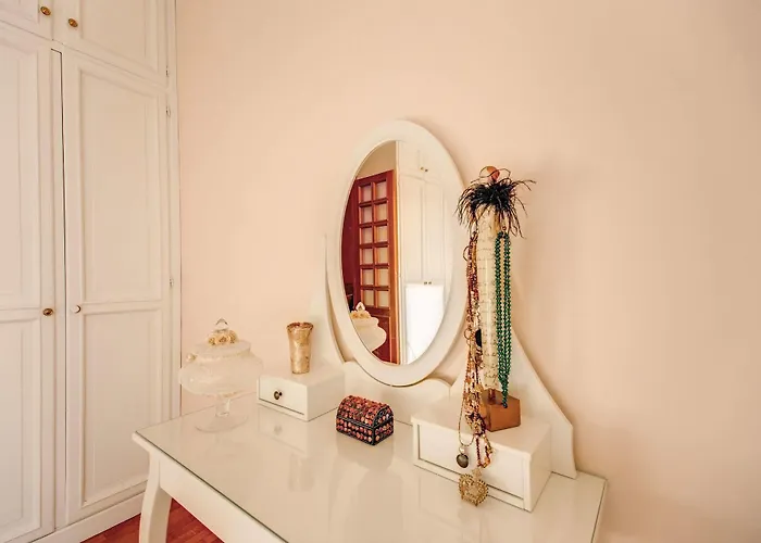 Elegant Behind The Colosseum Daire *