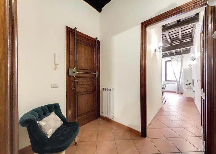 Elegant Behind The Colosseum Daire Roma