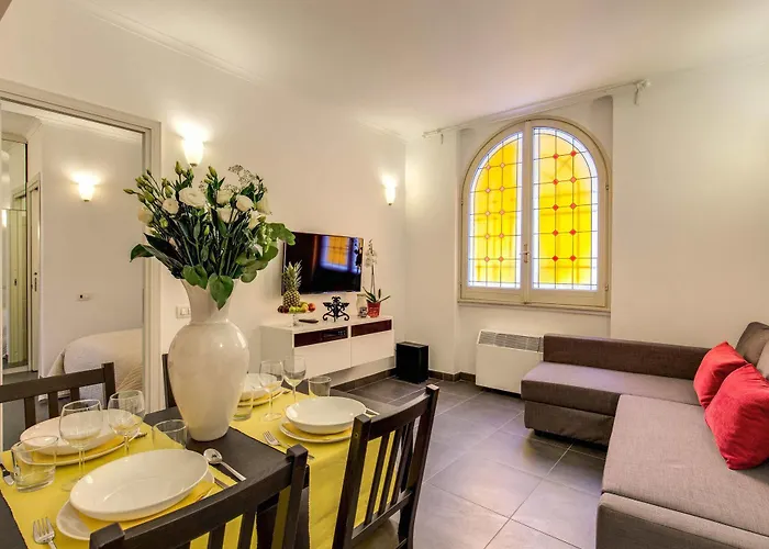 Elegant Behind The Colosseum Daire Roma